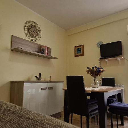 Em Holiday Apartment กวาร์ตู ซานเตเลนา ภายนอก รูปภาพ