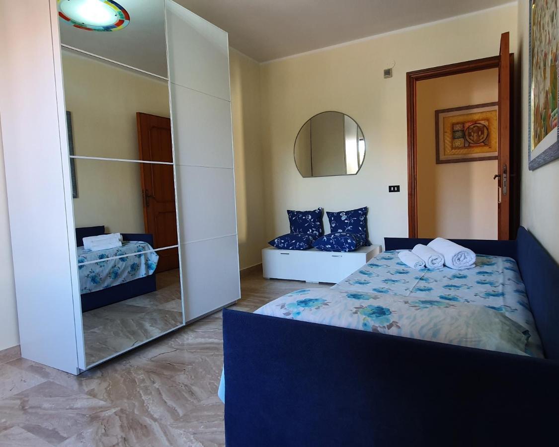 Em Holiday Apartment กวาร์ตู ซานเตเลนา ภายนอก รูปภาพ